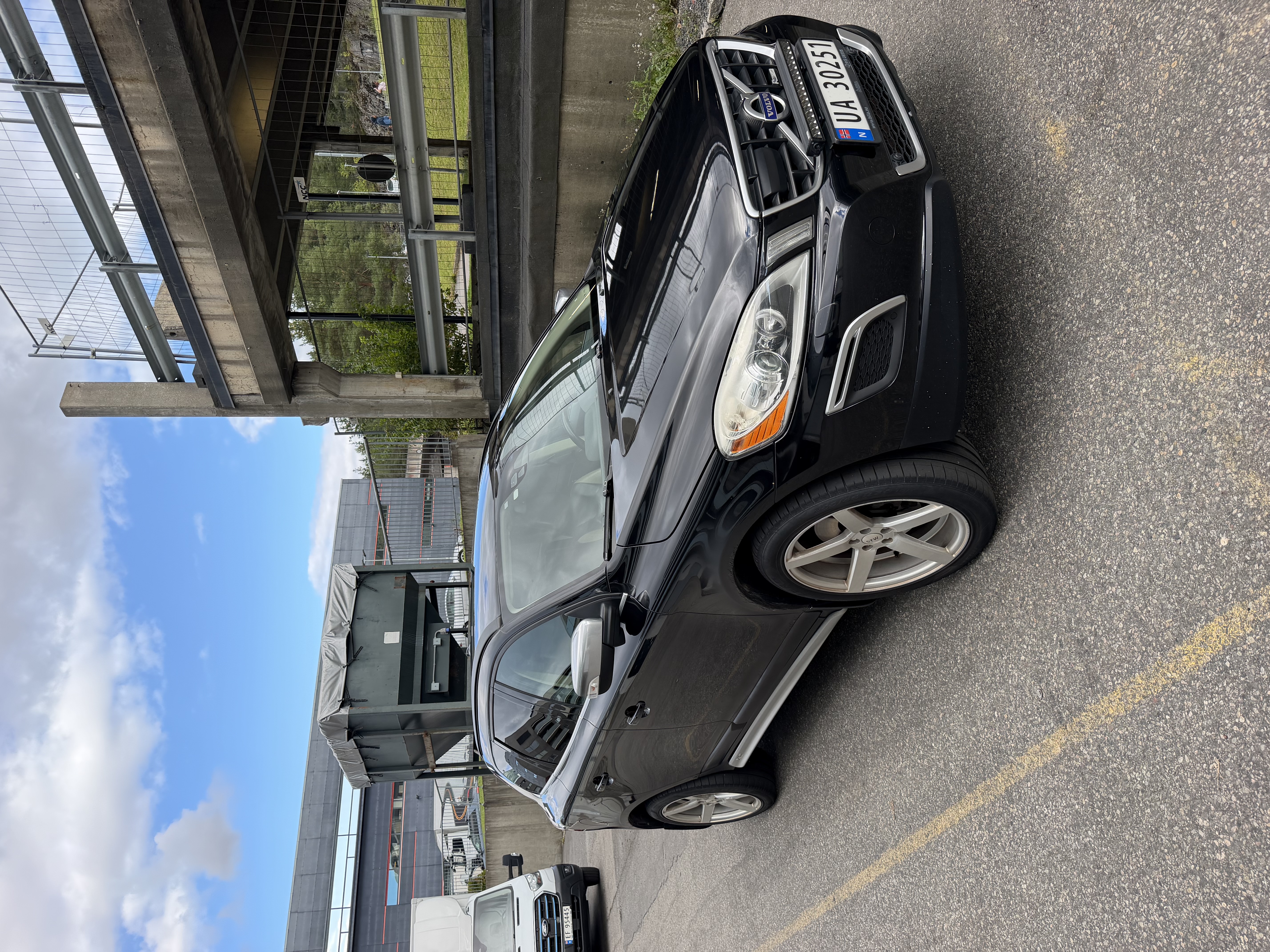 Volvo xc60  - suv - 4x4  - automat – komfortabel, romslig og klar for tur!