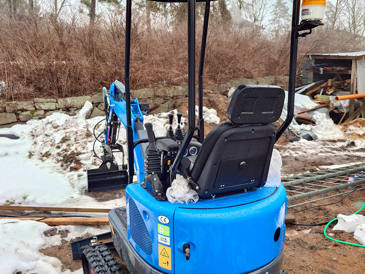 Minigrävare 1 ton kubotamotor