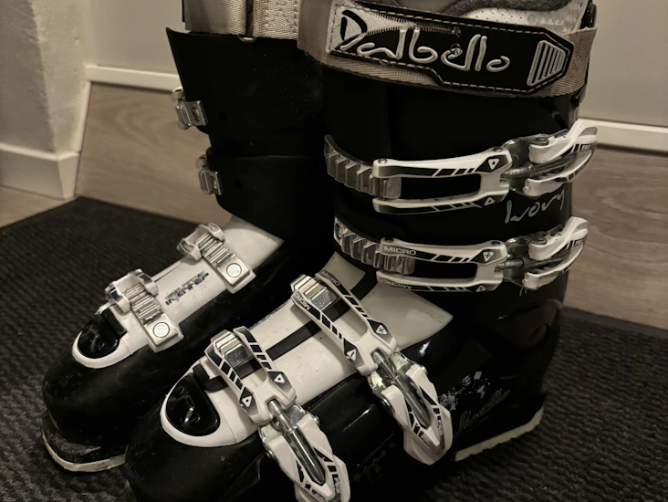 Slalomsko dame strl. 39