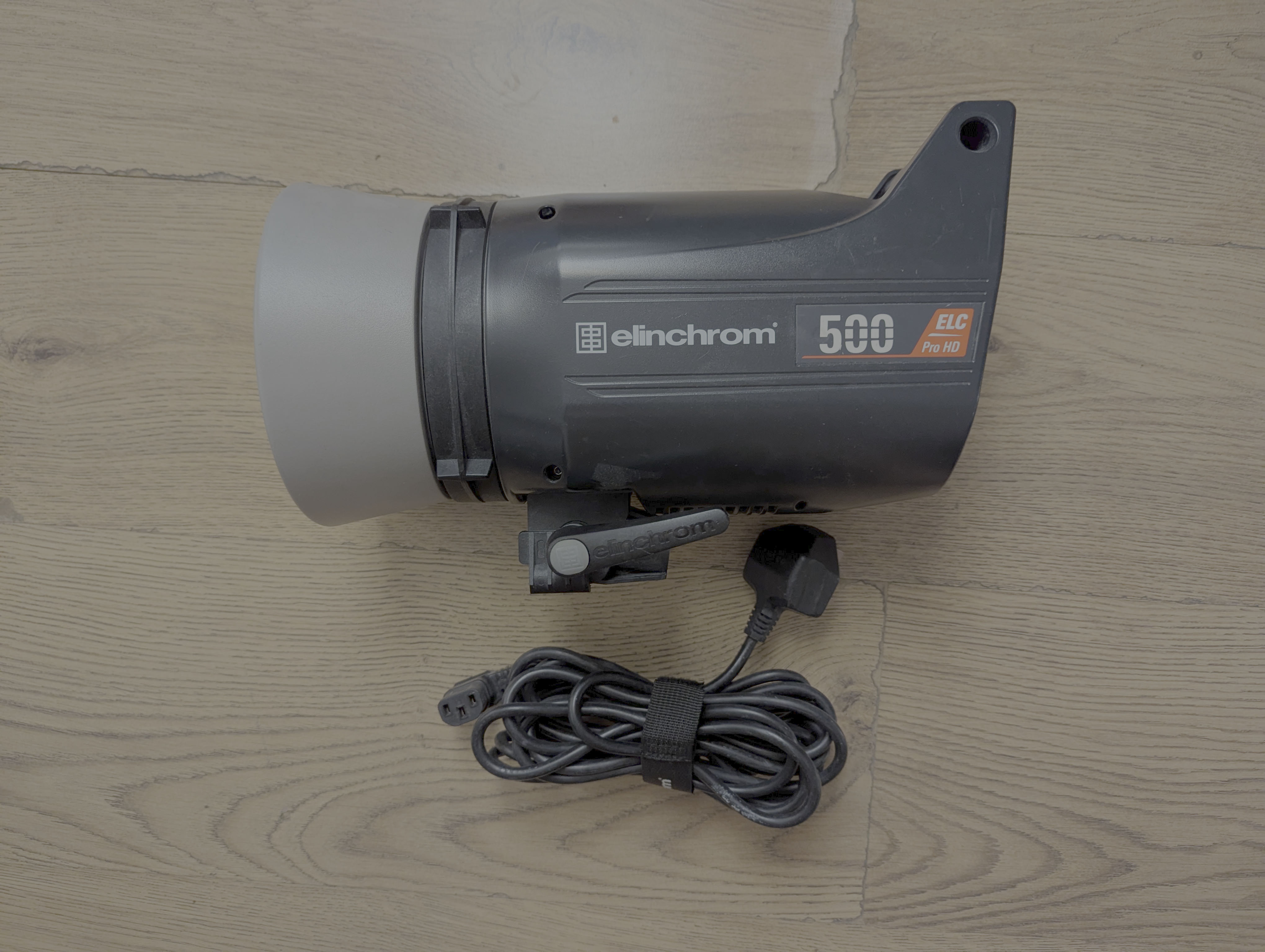 Elinchrom studio flash elc 500 pro hd + wireless trigger