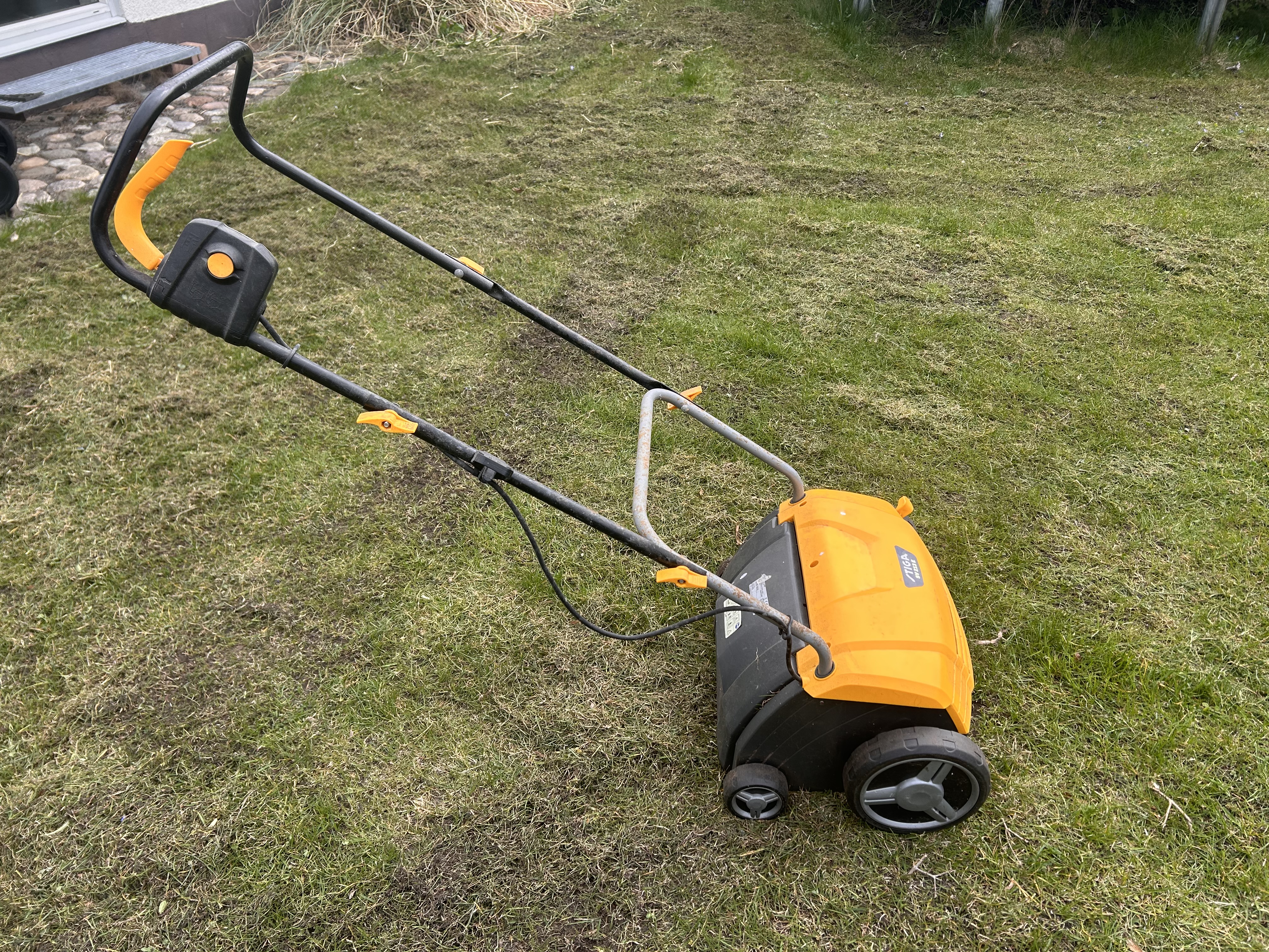 Mossrivare/ vertikalskärare