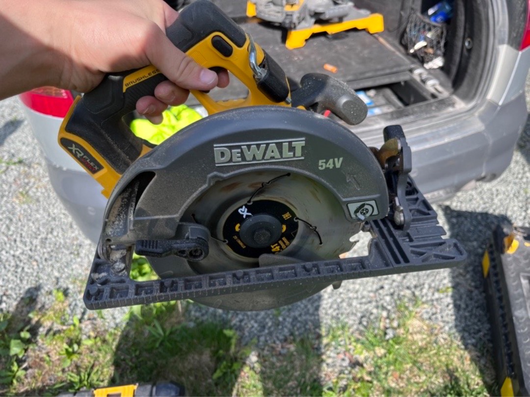 54v sirkelsag på batteri fra dewalt