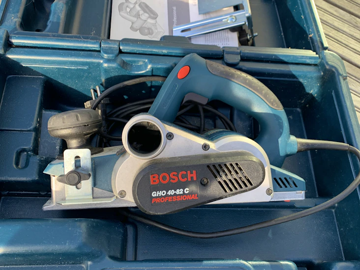 Bosch gho 44-82 c professional