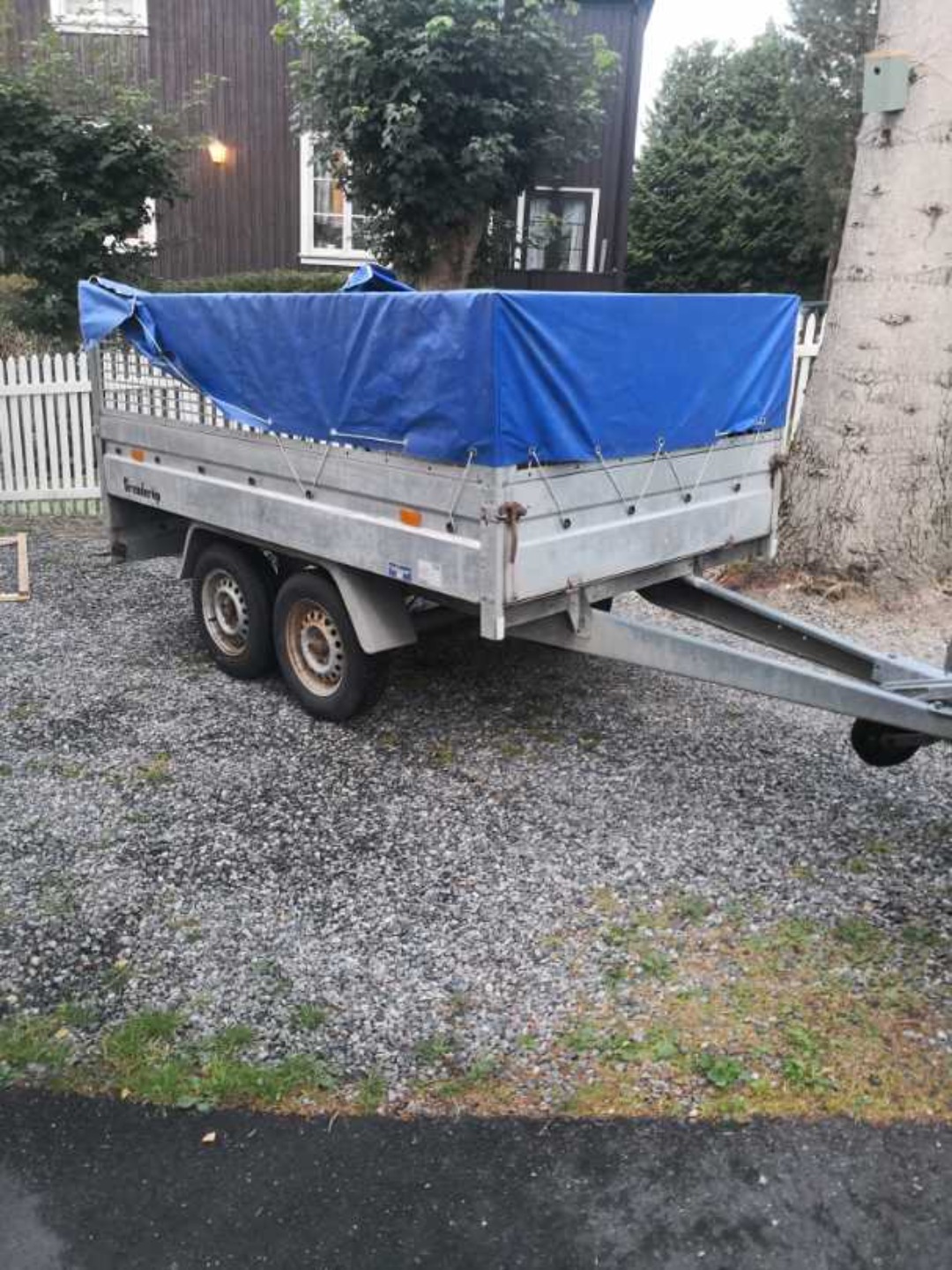 Stor, praktisk henger 1300kg