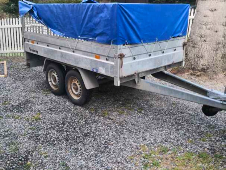 Stor, praktisk henger 1300kg