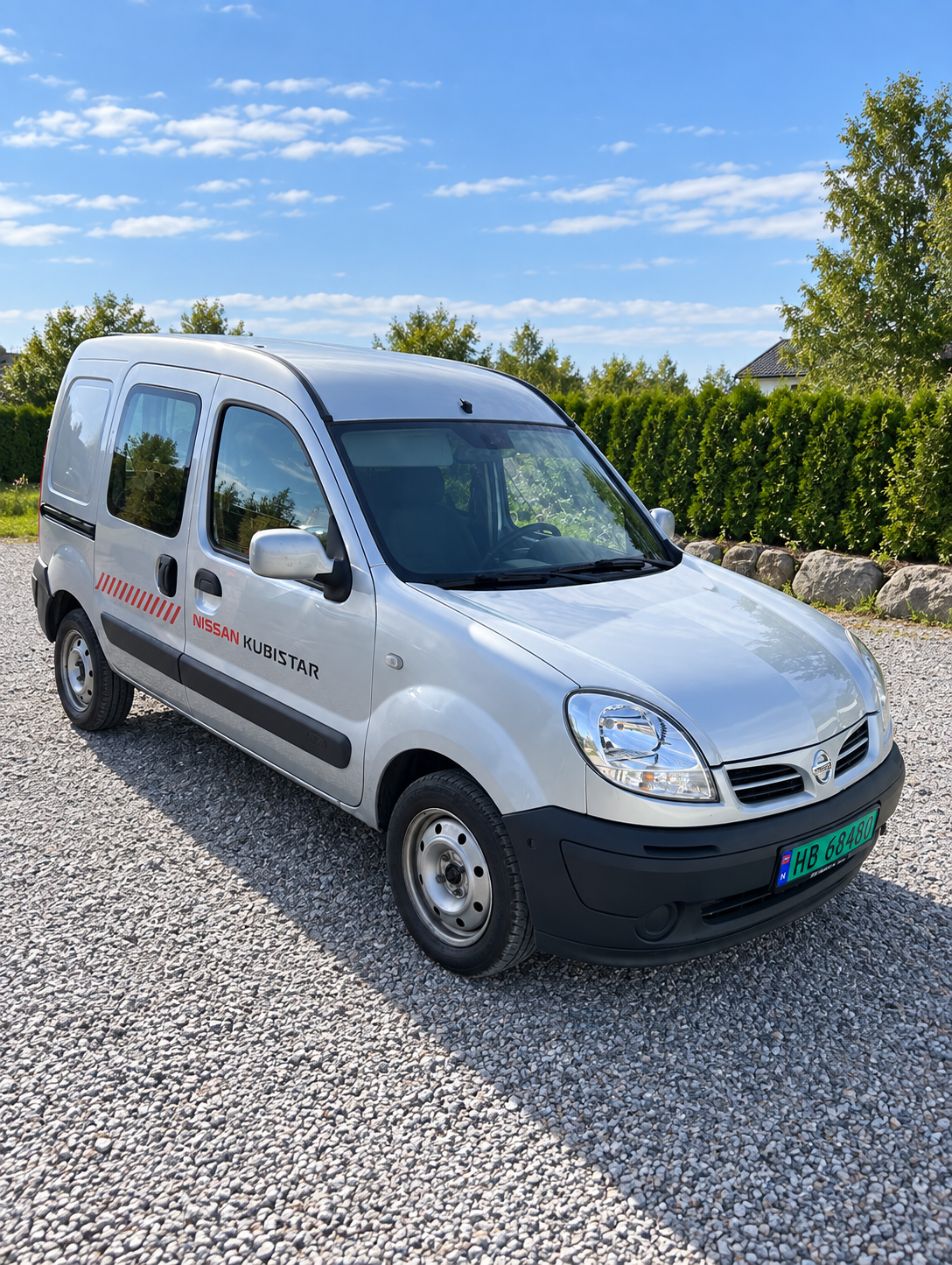 Nissan kubistar varebil – rimelig og praktisk