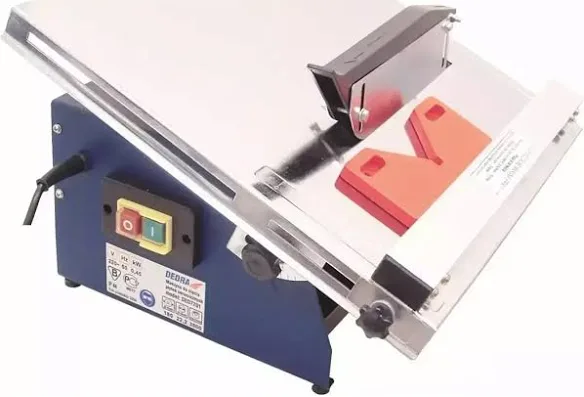 Flis kutter/skjærer på strøm