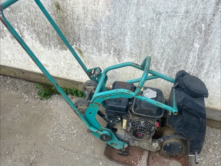 Ammann hoppetusse/vibroplate