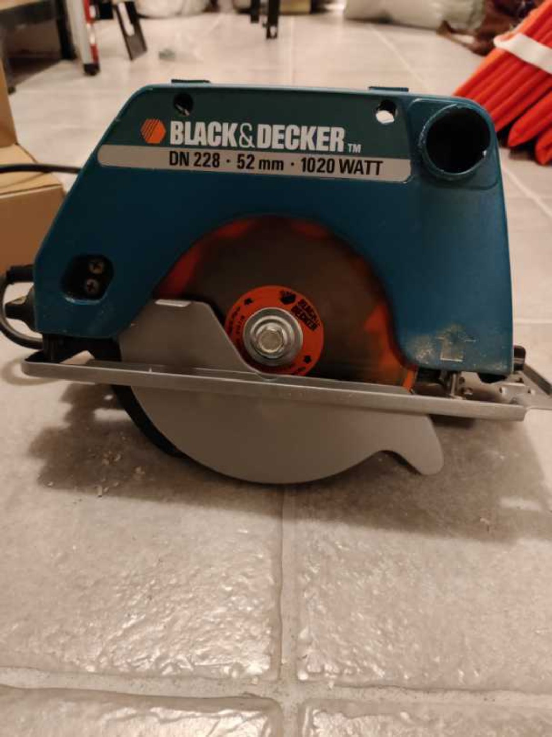 Black & decker dn 228