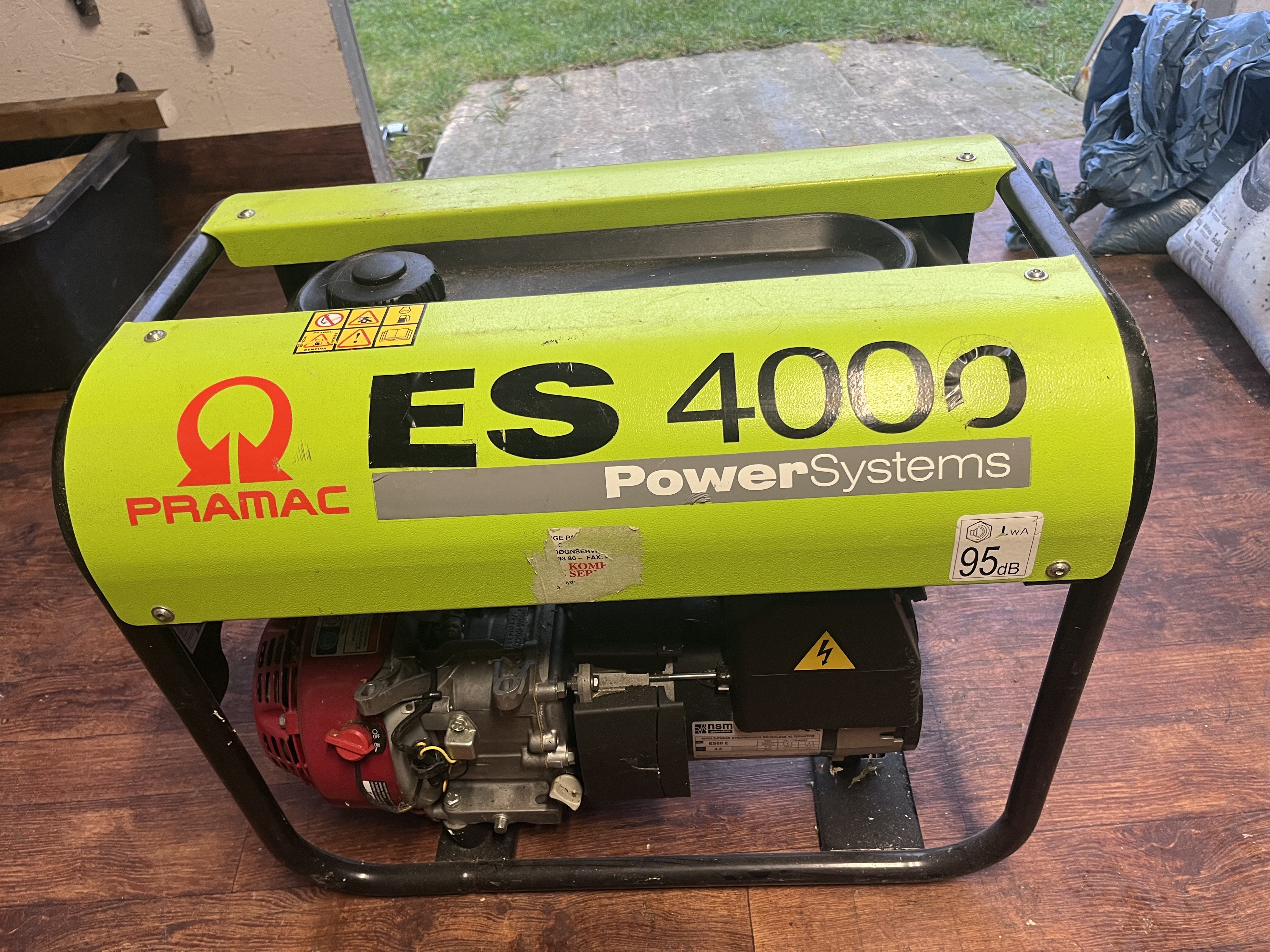 Pramac es4000 e strømaggregat, aggregat.