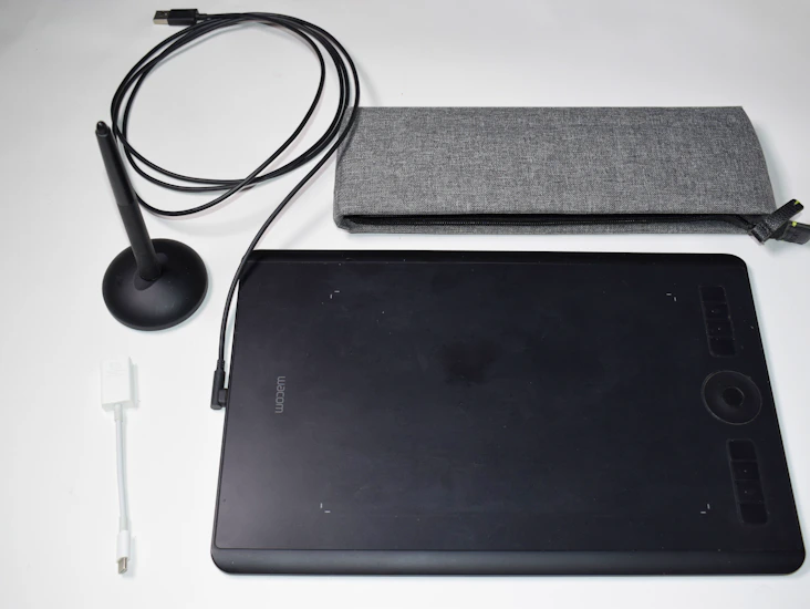 Wacom intuos pro paper medium -piirtopöytä