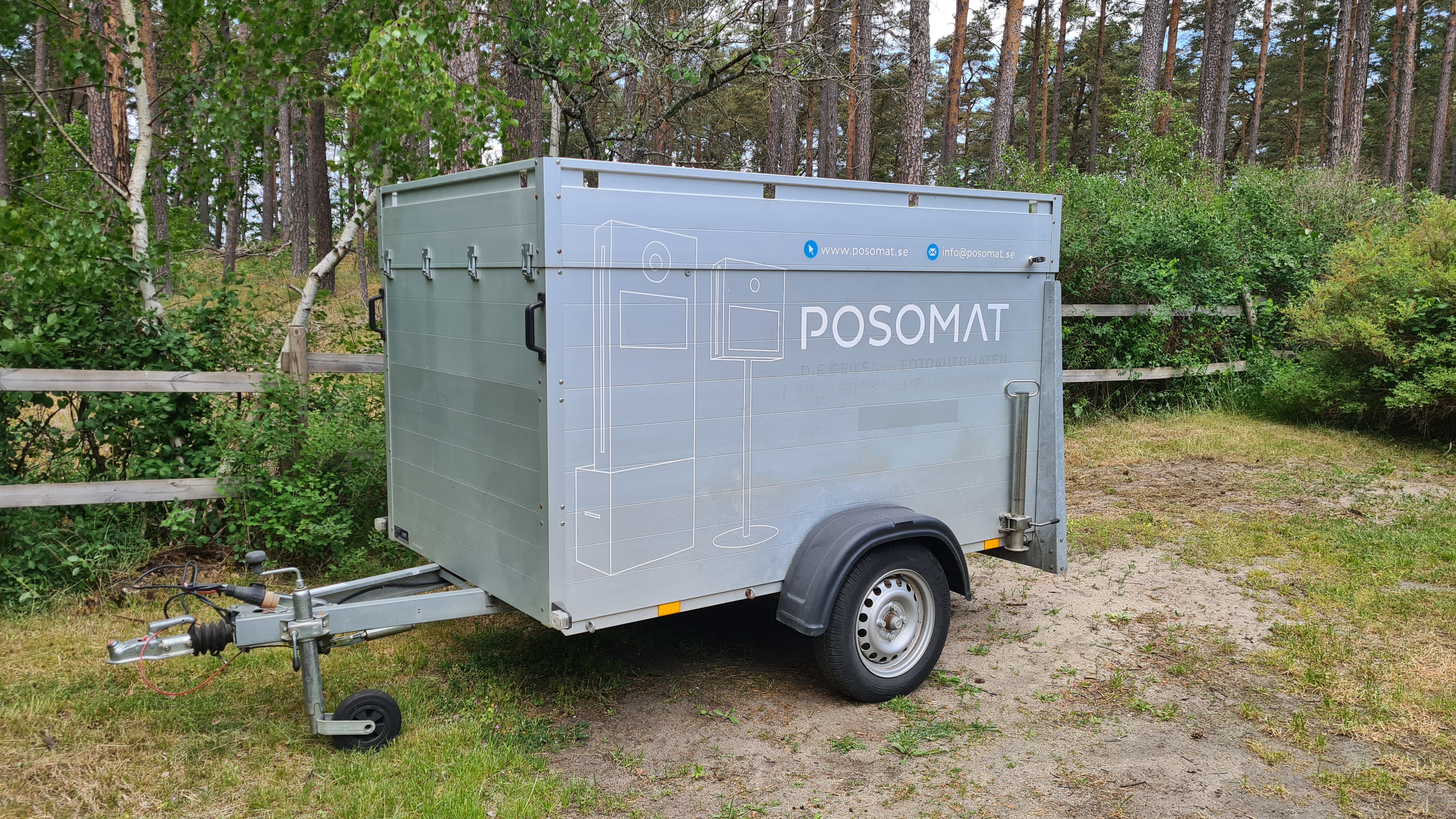 Släp / kåpsläp 750kg med ramp – b-körkort! 🚛🔒