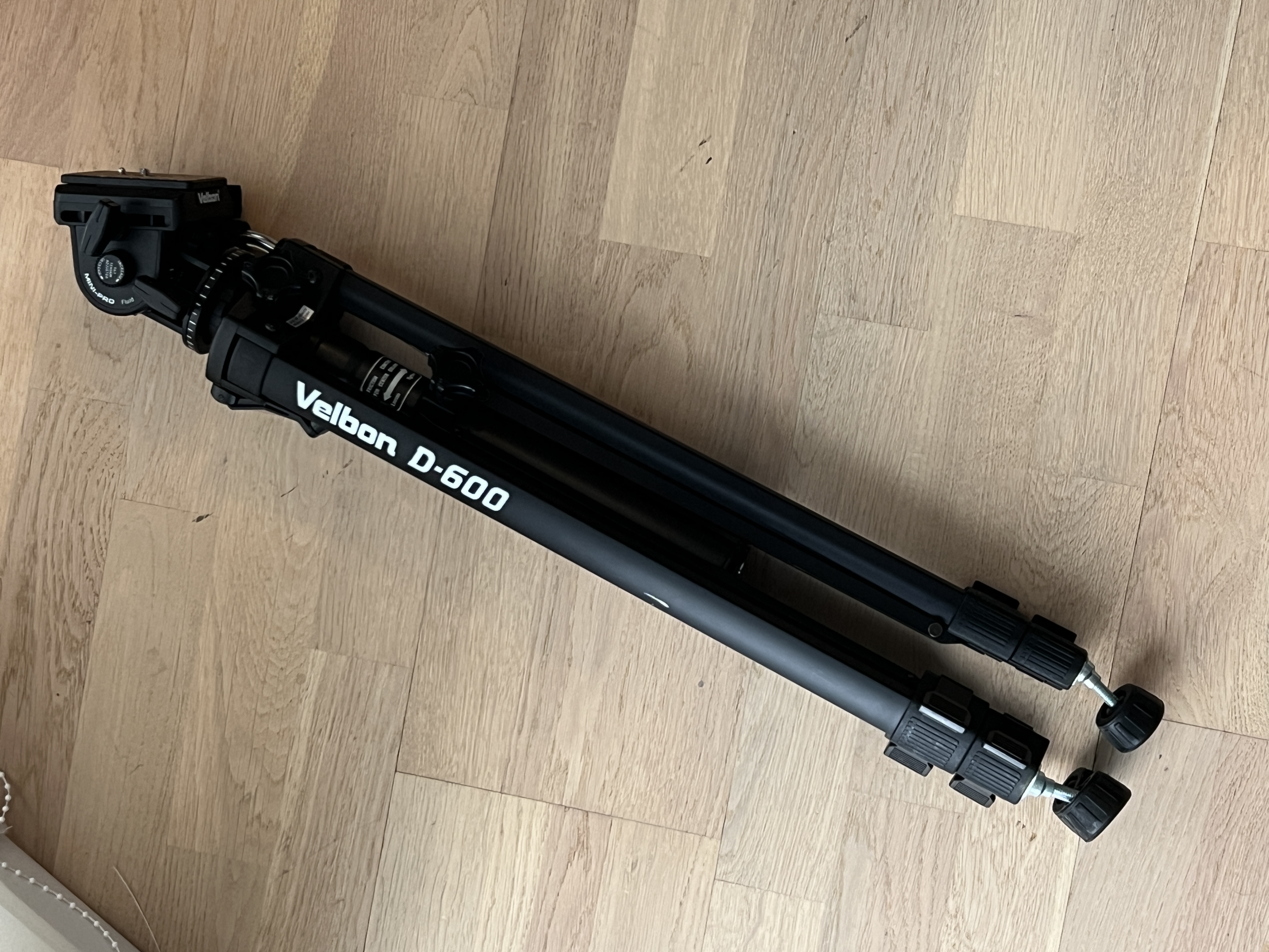 Videostativ velbon d-600