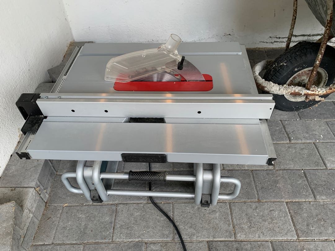 Bosch bordsag til leie med bord