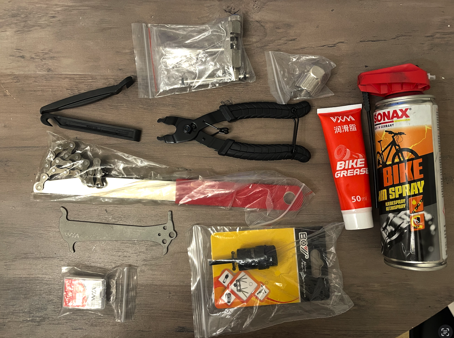 Cykelverktyg & underhållskit – kedja, kassett & däck