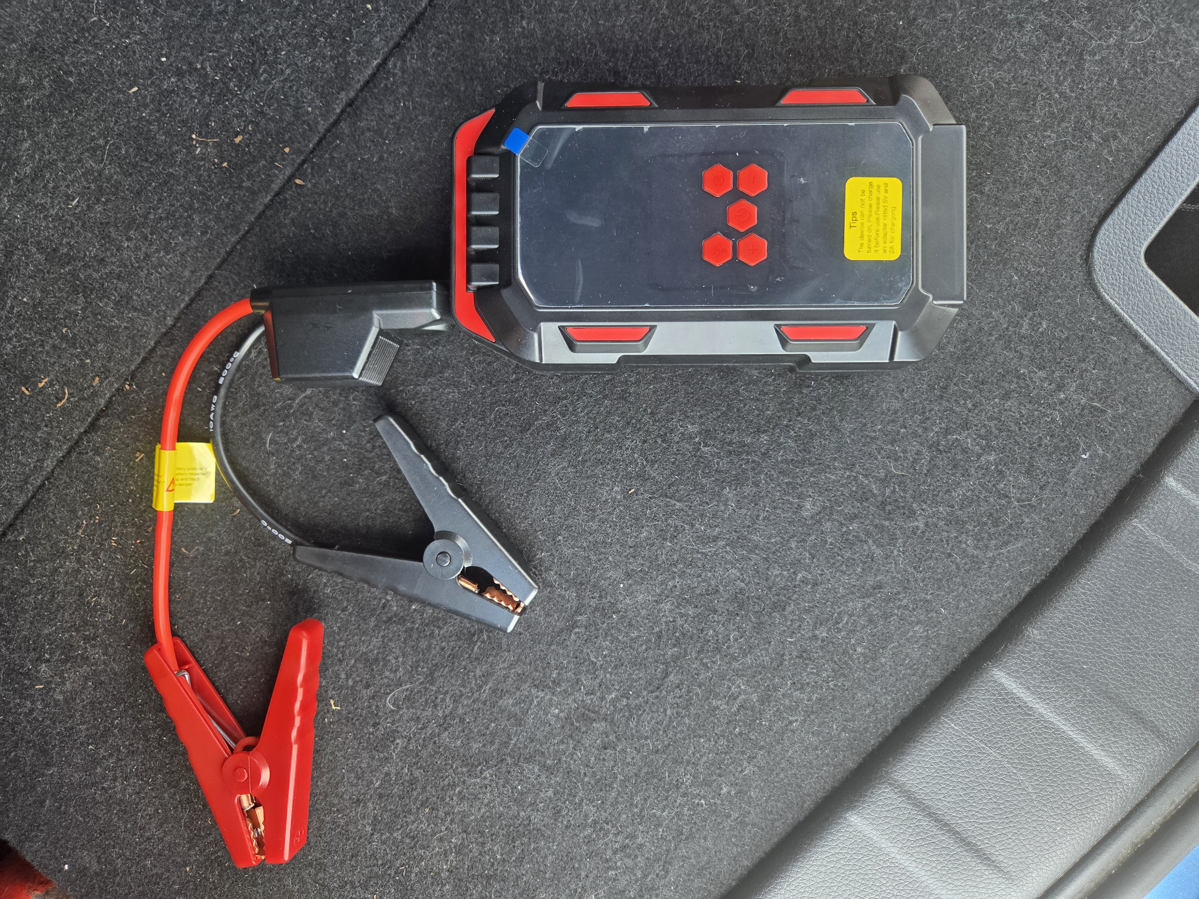Startbooster / jump starter til leie – start bilen på sekunder!