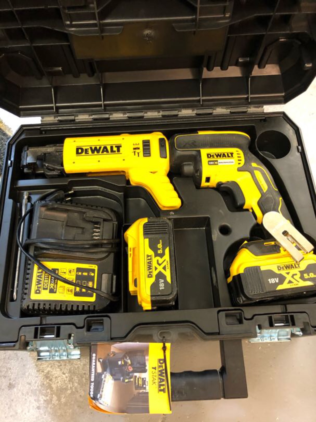 Dewalt skruvautomat : gipsskruvdragare