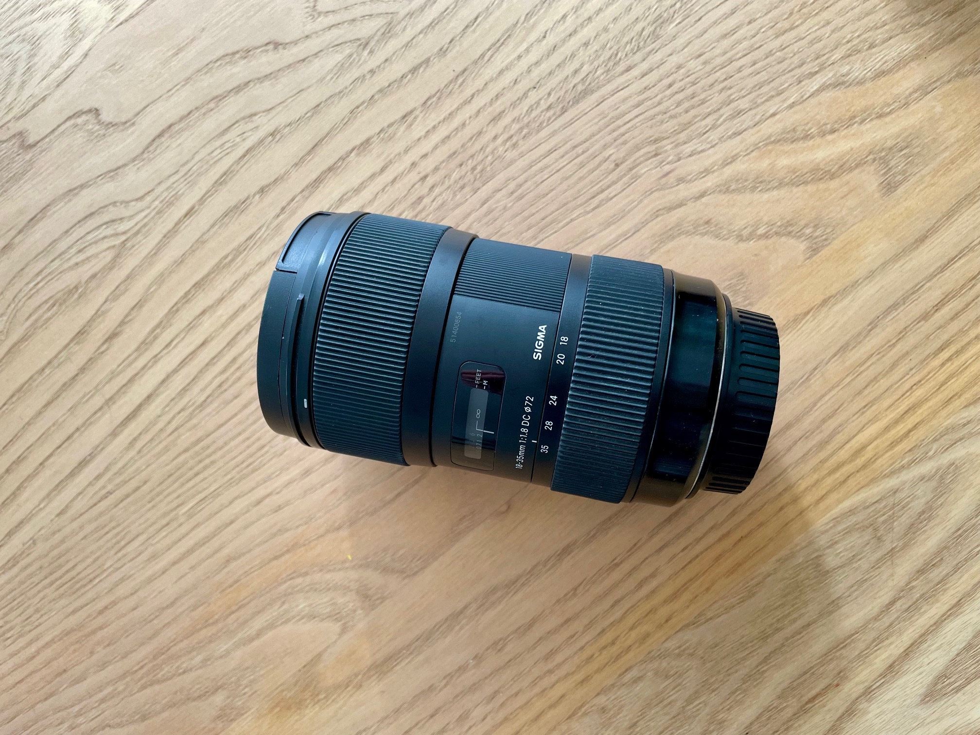 Sigma 18-35mm f/1.8 art lens — canon ef / aps-c