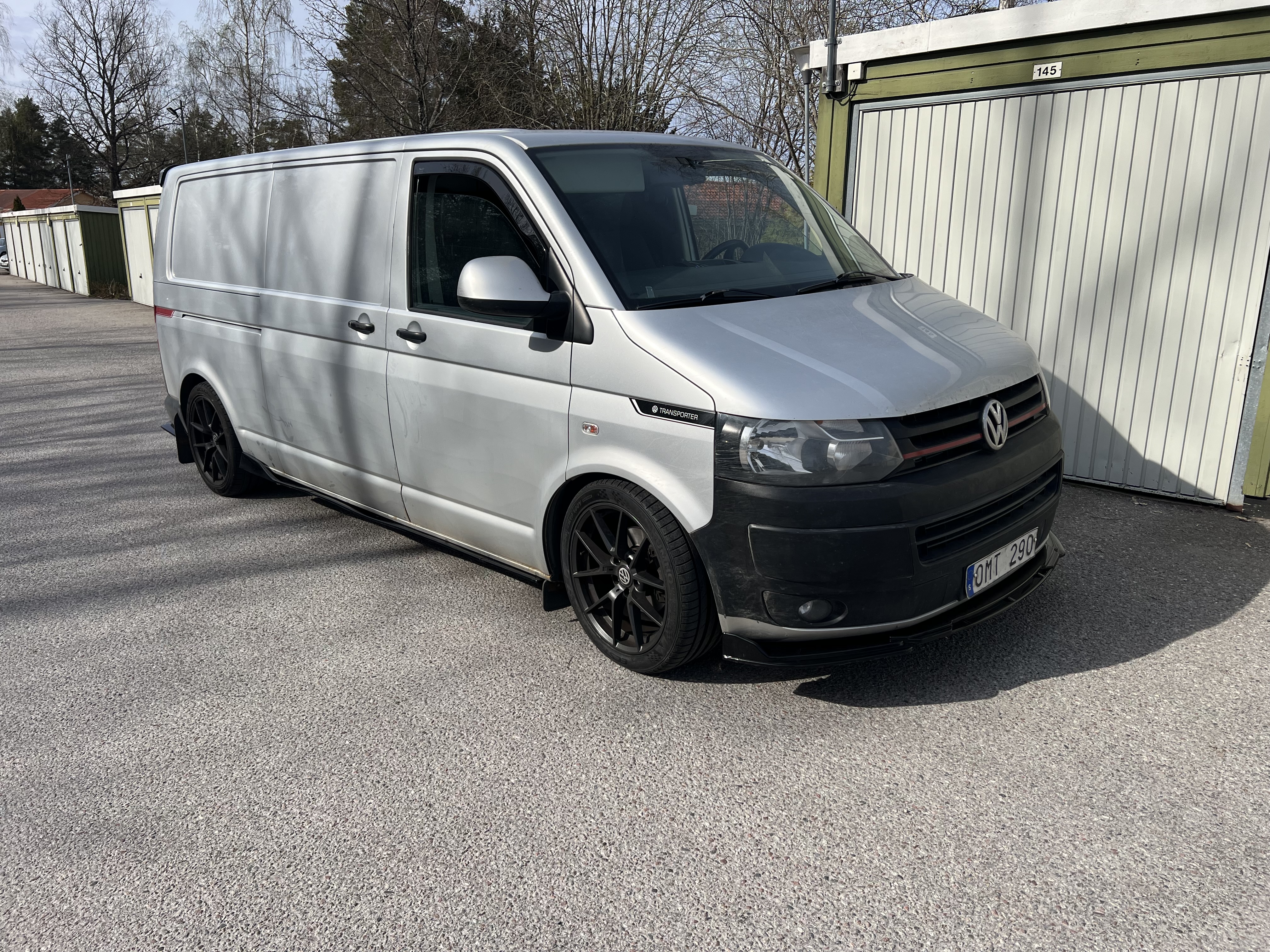Vw transporter ( längre version ) 