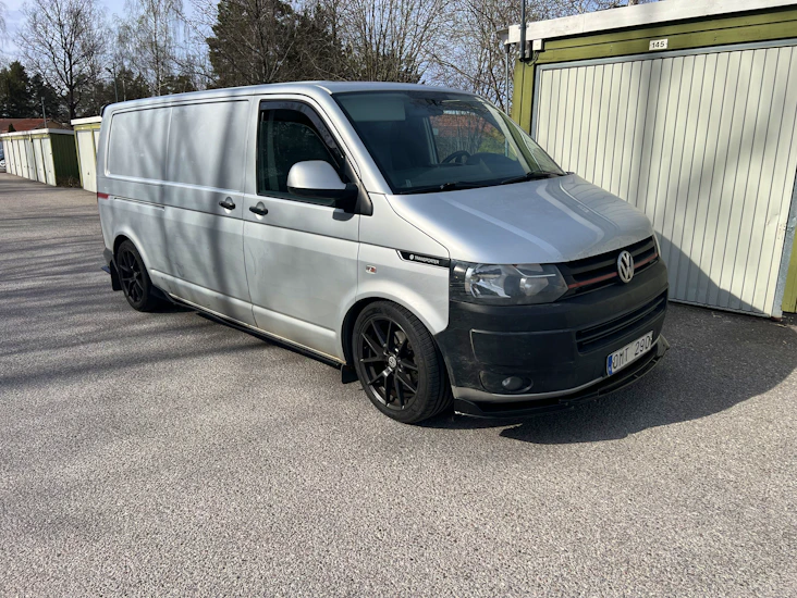 Vw transporter ( längre version )