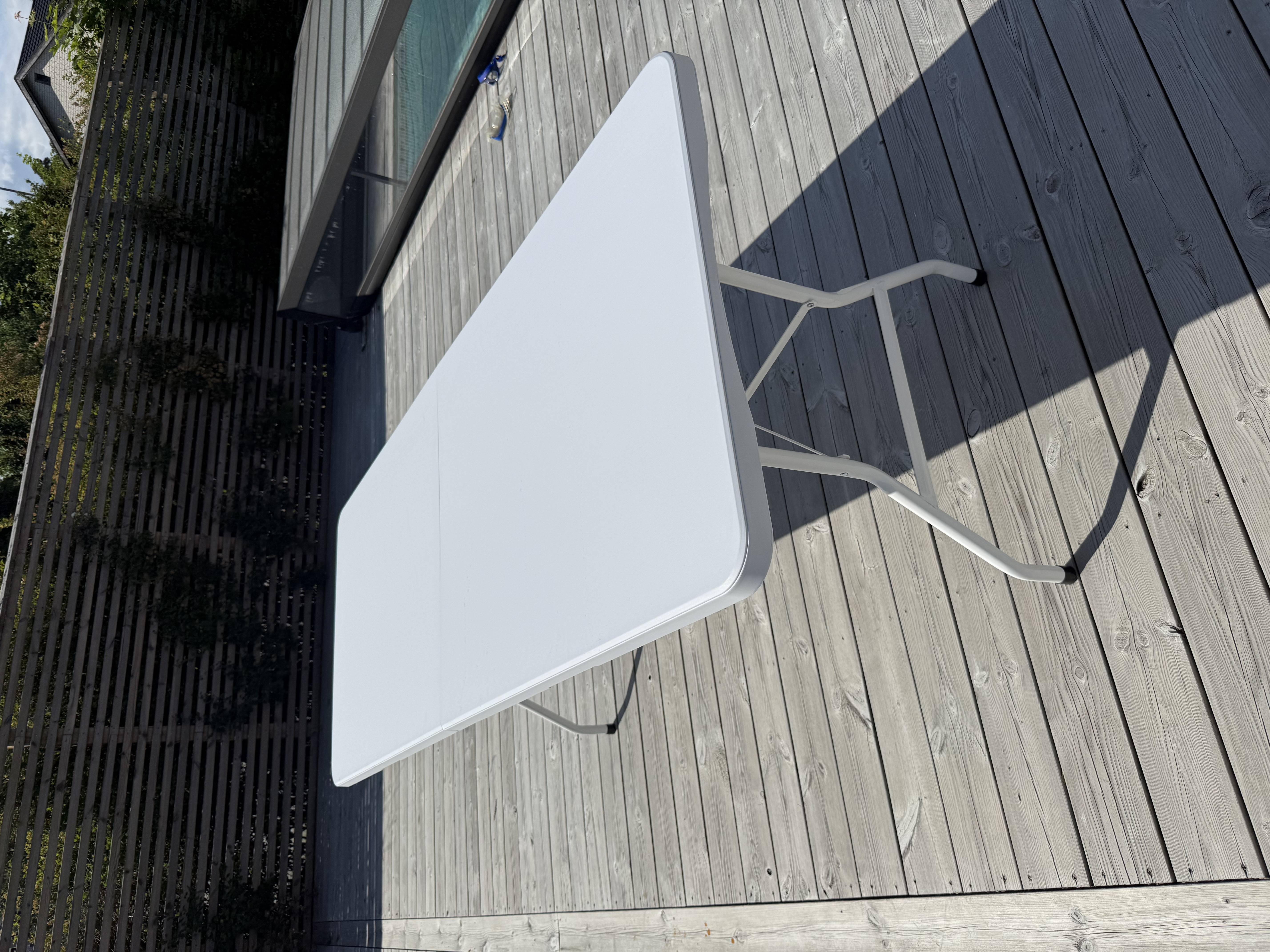 8 st ihopfällbara bord