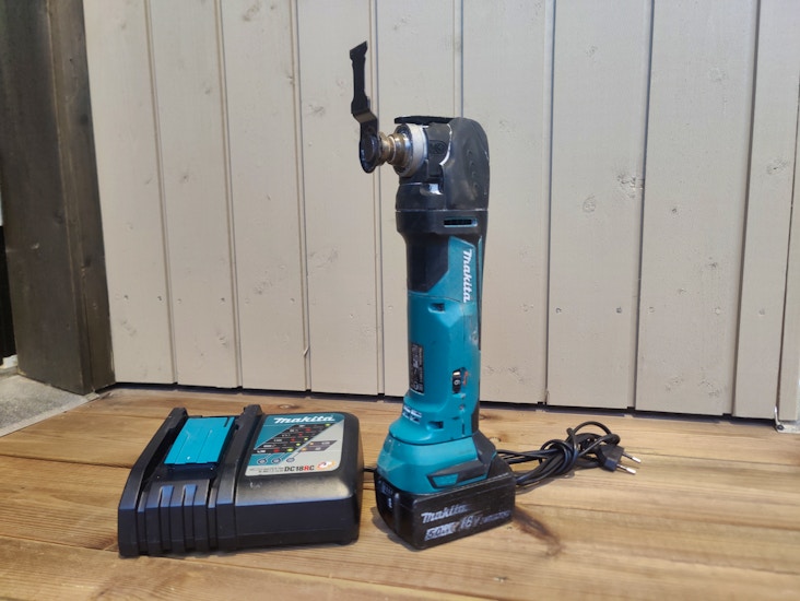 Makita monitoimityökalu