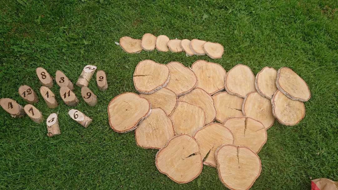 Träbrickor i björk till bröllop och fest 