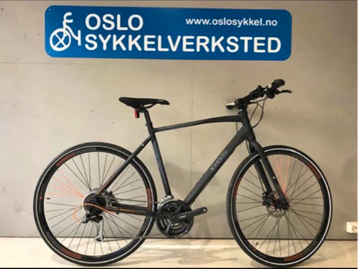 Rask asfaltsykkel fra dbs