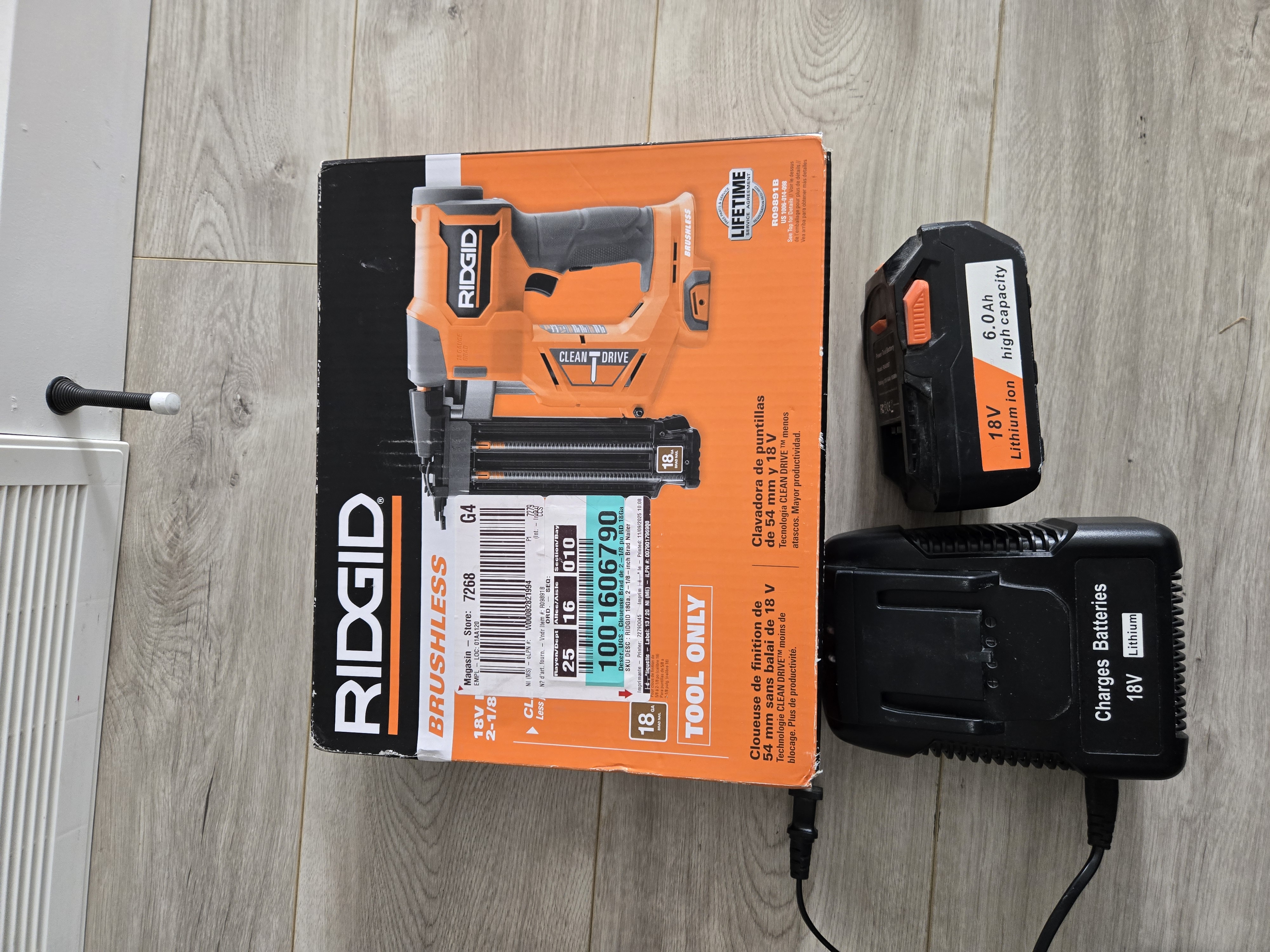 Cordless ridgid 18v brad nailer 