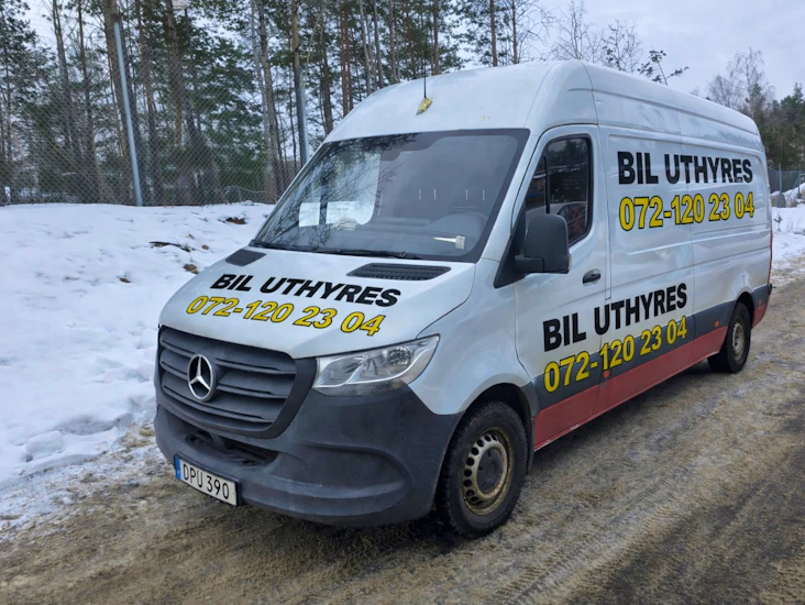 Skåpbil / flyttbil/lätt lastbil uthyres