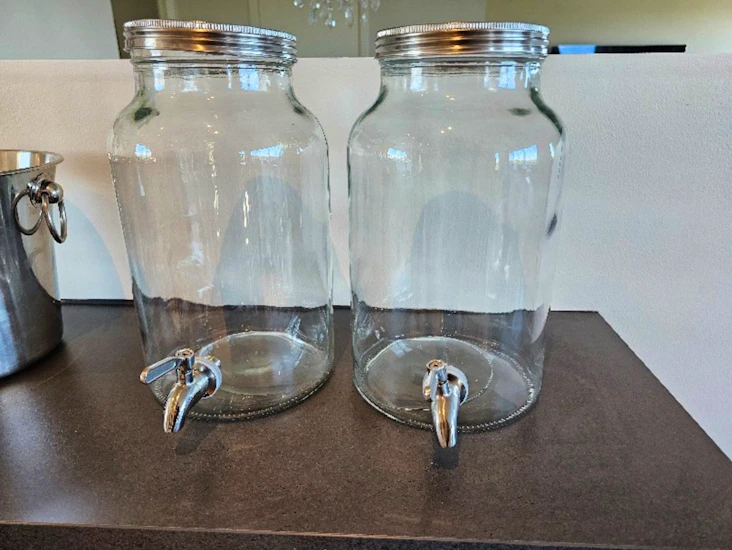 Vannkaraffler 2 stykk a 6 liter