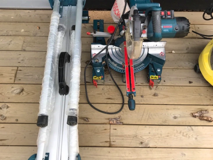 Bosch gcm 8 sj professional + sågbord gta2500