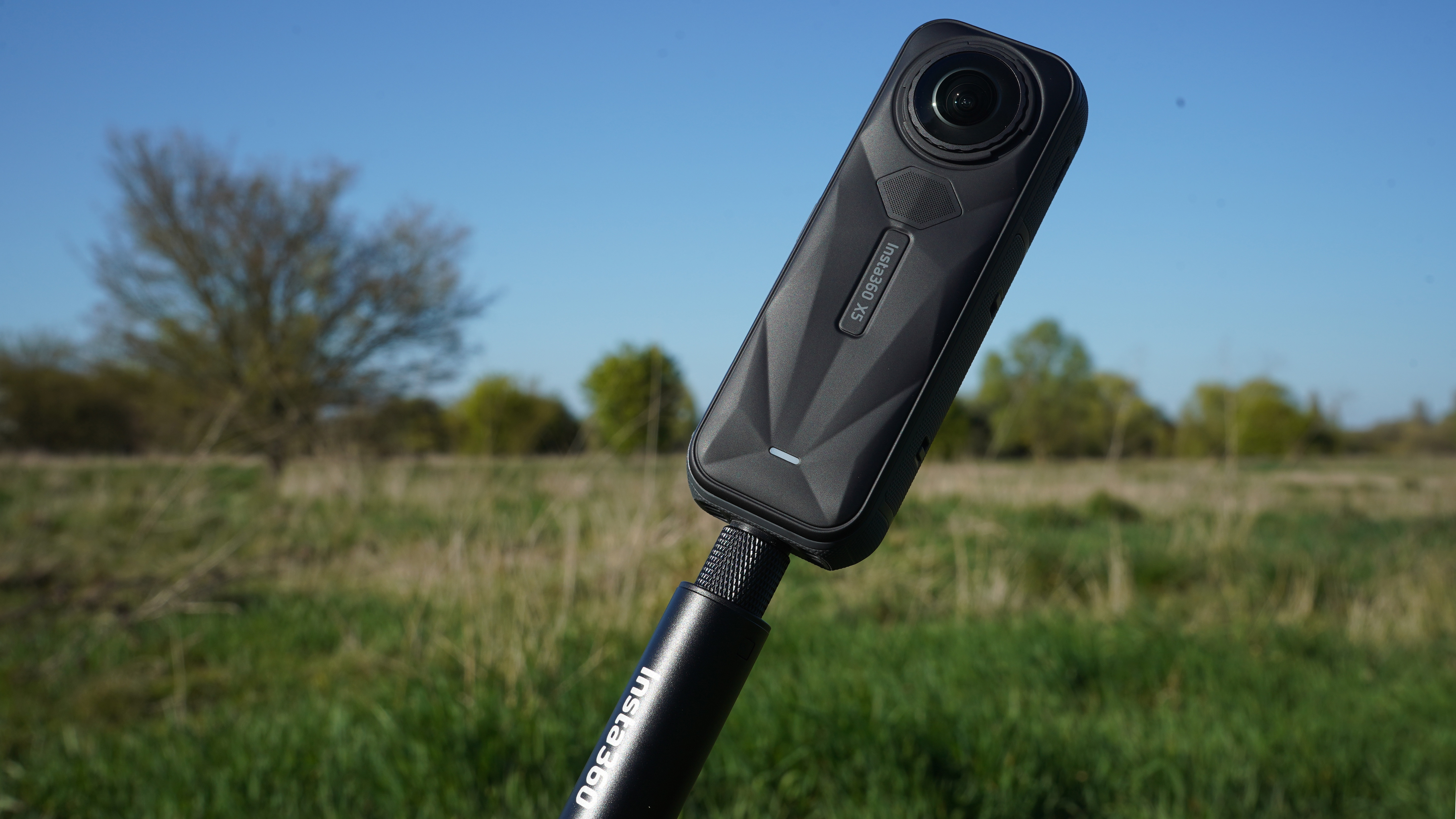 Insta 360 x5