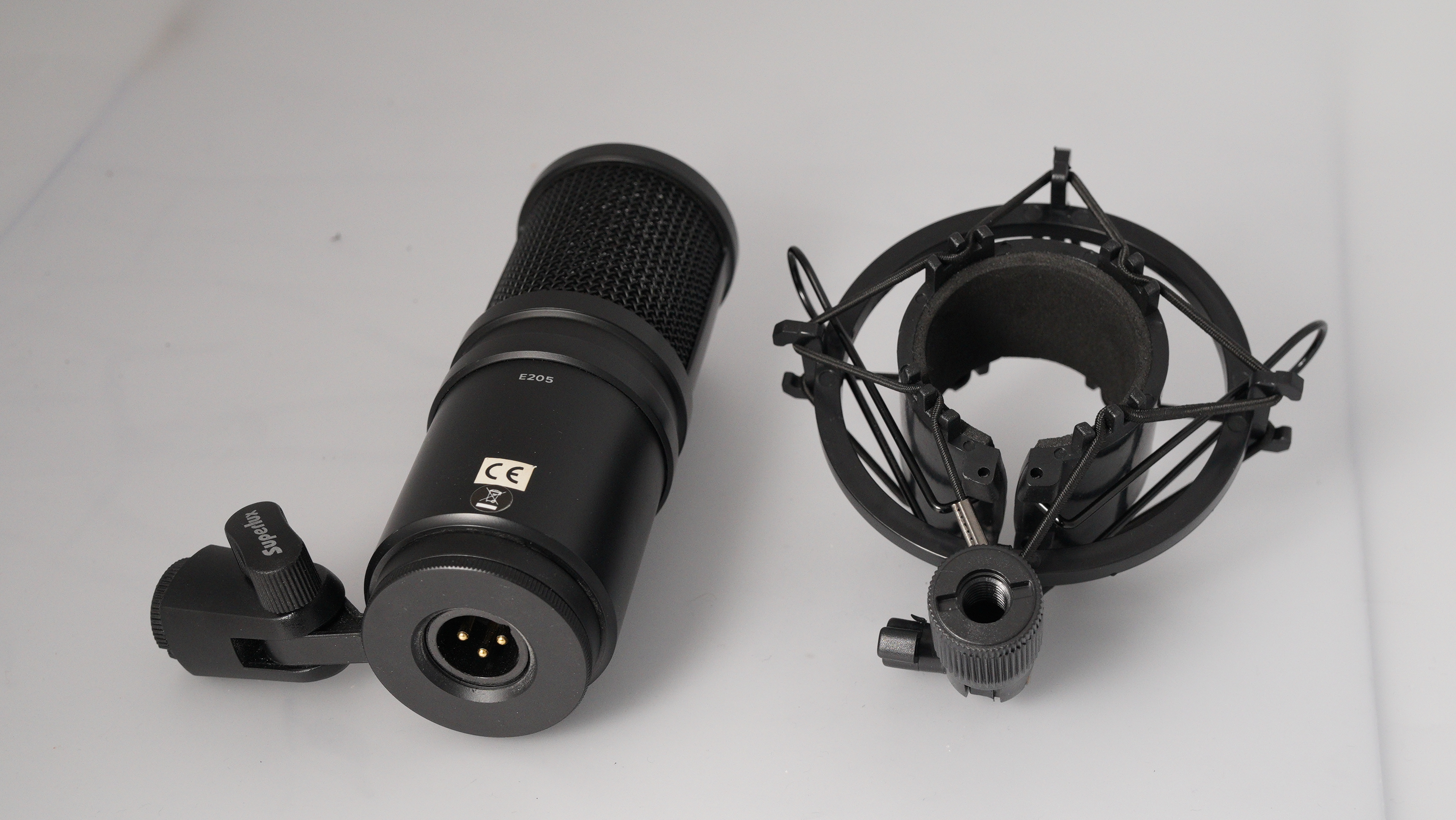 Superlux e205 studio condenser microphone