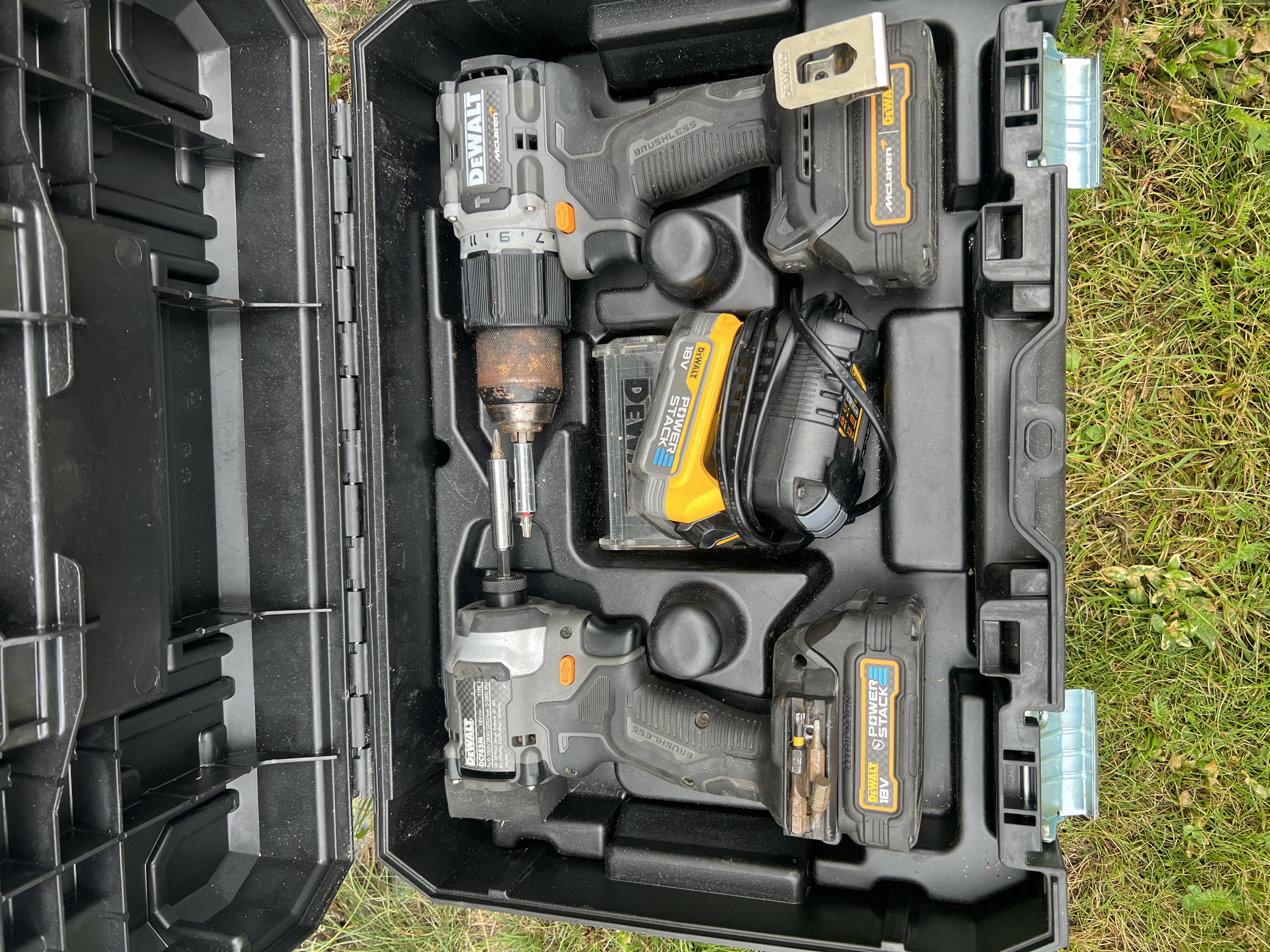 Dewalt skruvdragare och knack 
