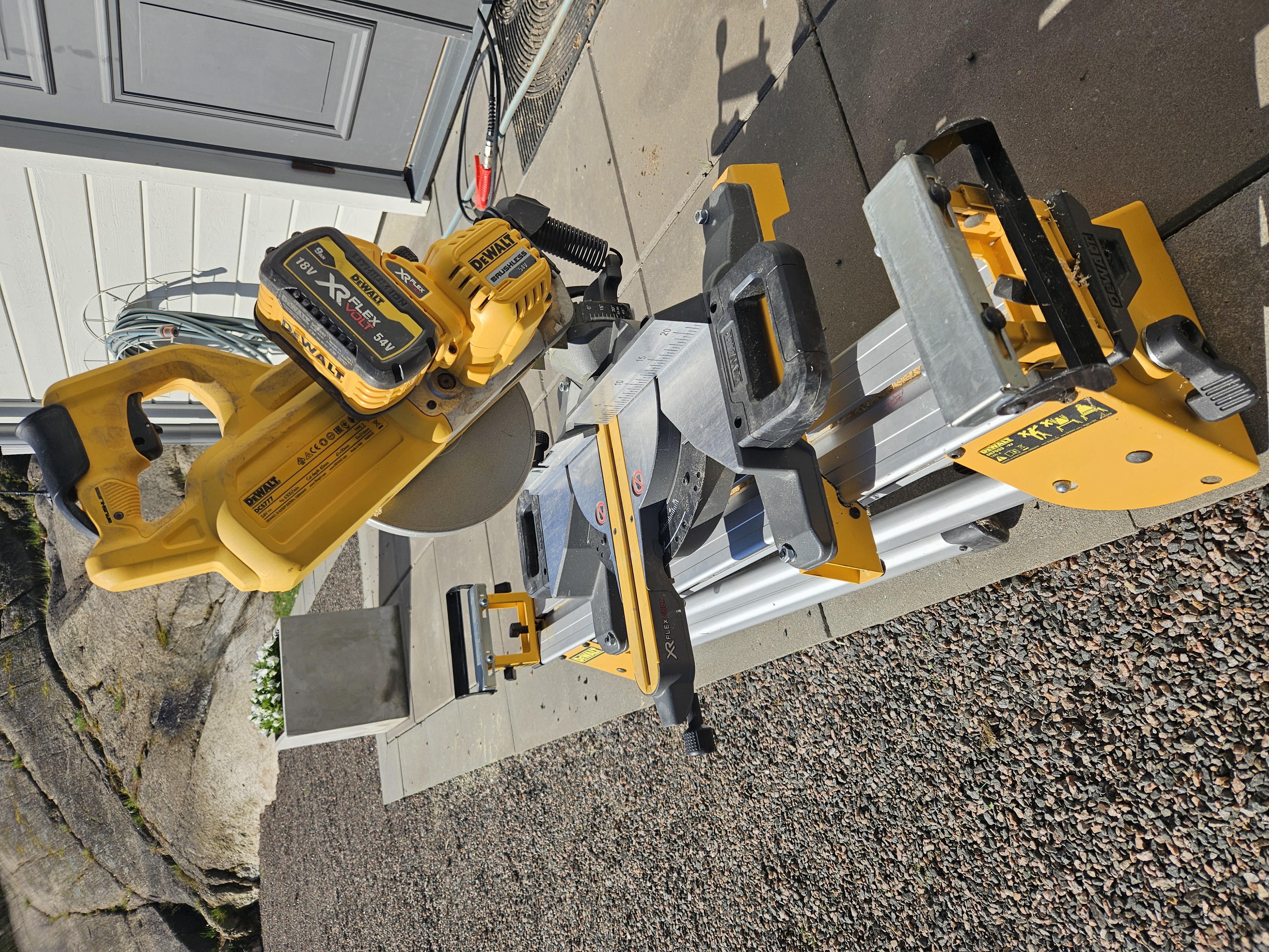 Batteridriven kap/gersåg, stativ ink 9ah 54v batteri och laddare.