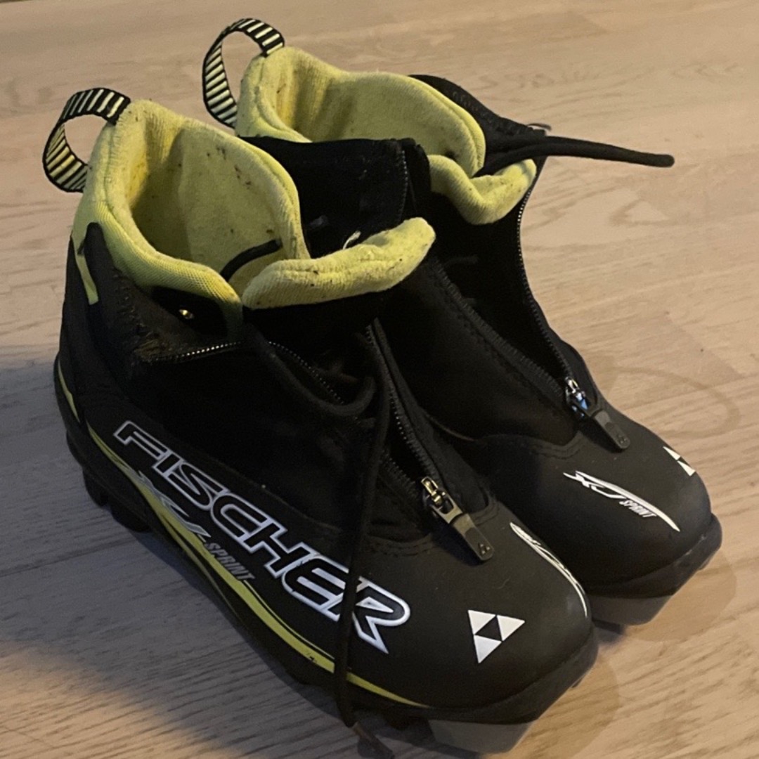 Pjäxor längdskidor stlk 35