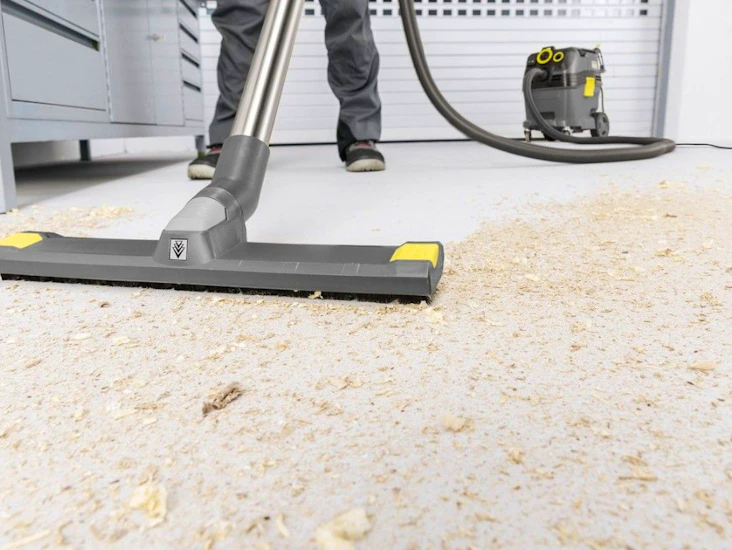 Grovstøvsuger (kärcher pro nt 30) til utleie