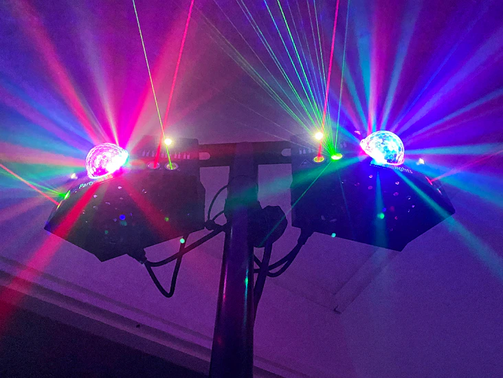 Partyljus ktv (led magic ball + laser)