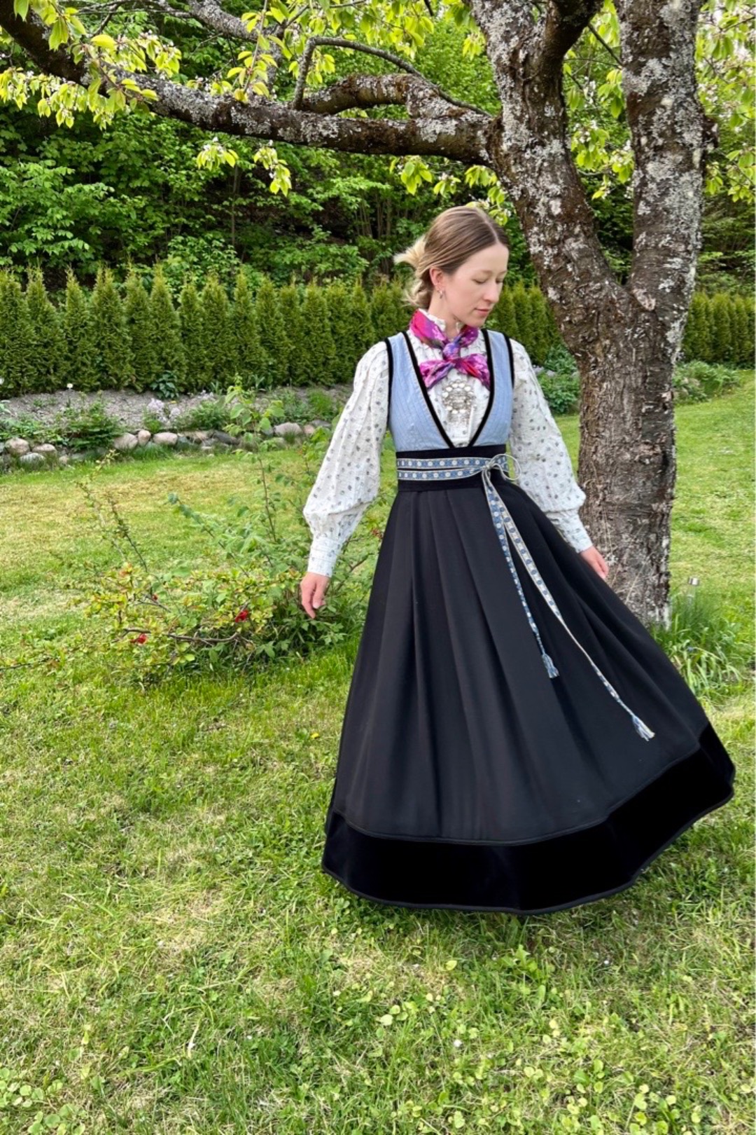 Unik festdrakt fra eva lie 