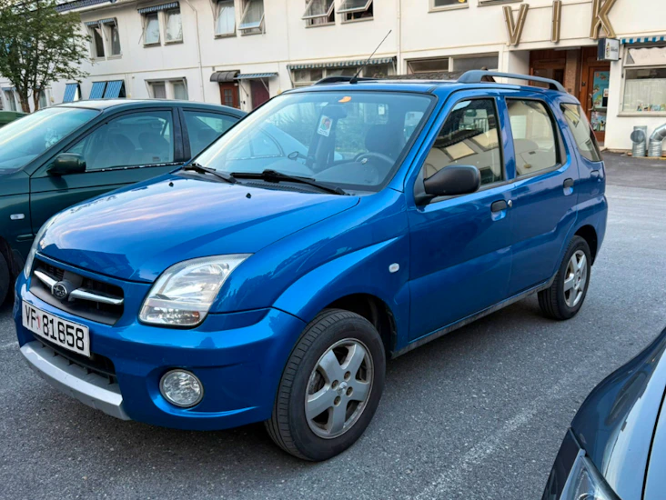 Subaru justy - firhjulstrekk og fem seter