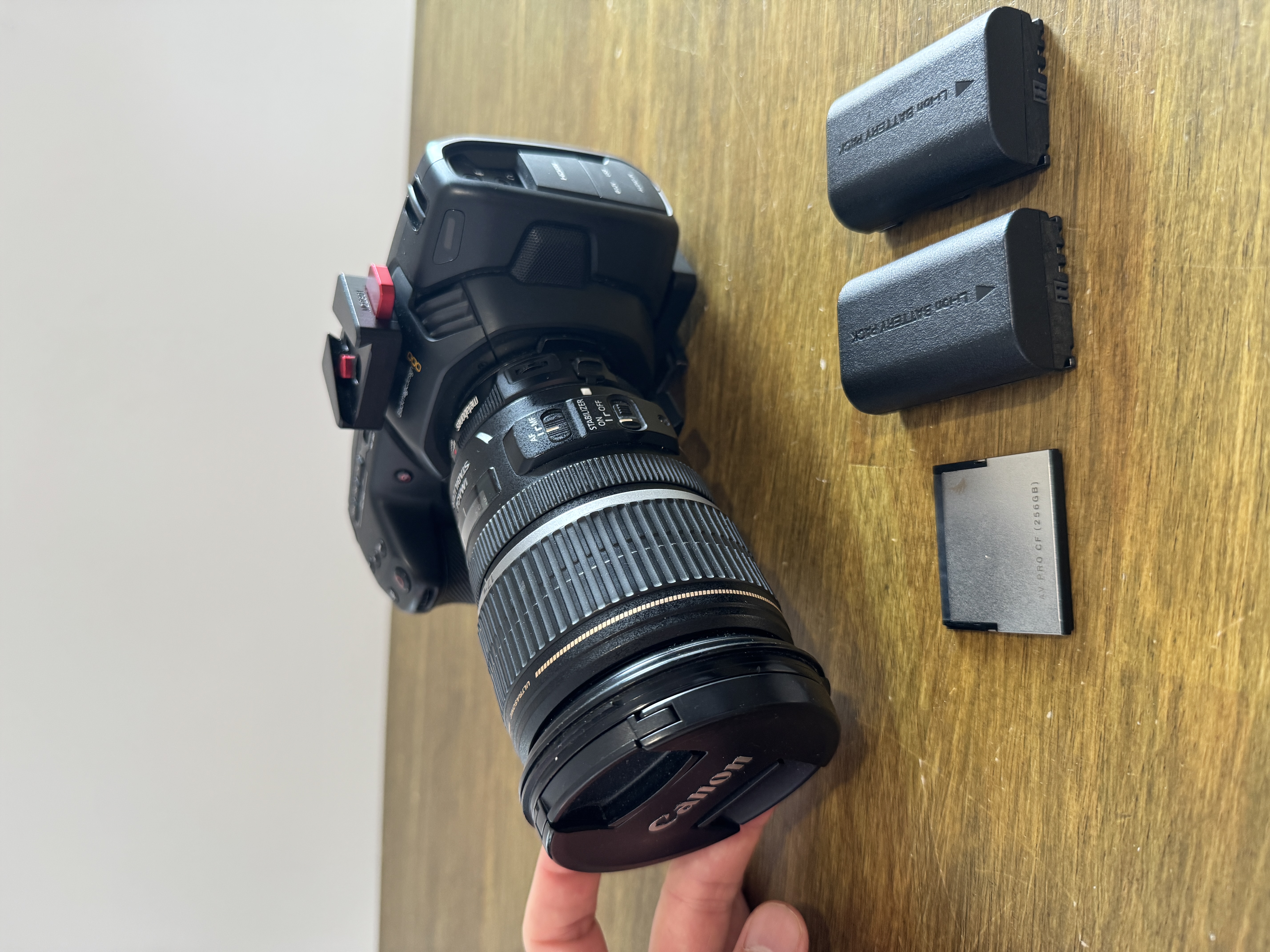 Blackmagic pocket cinema camera 4k package