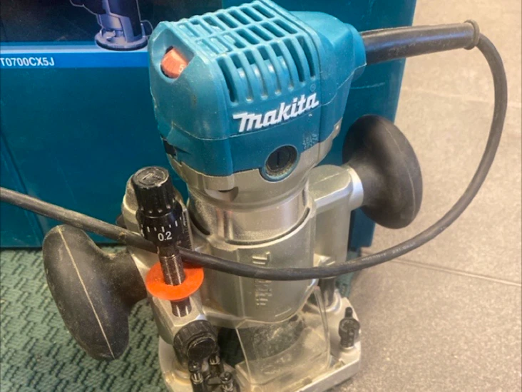 Makita handöverfräs