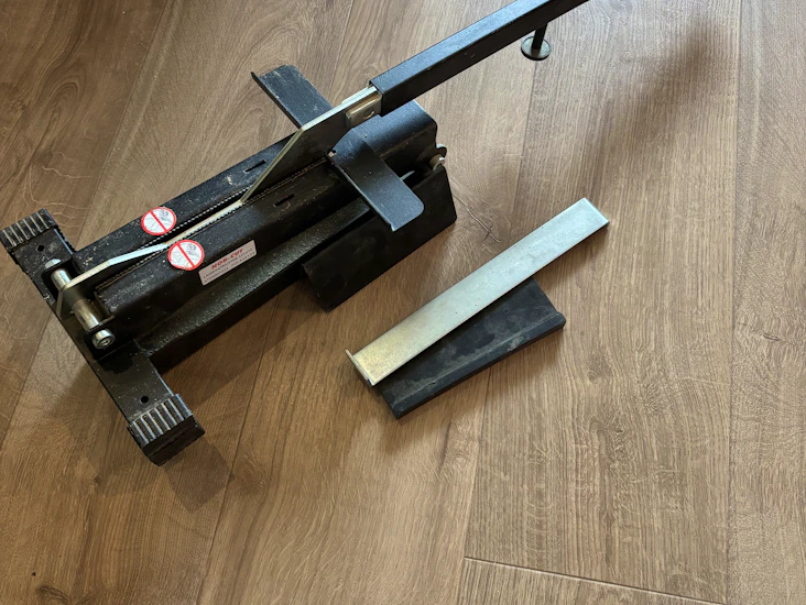 Laminatkutter m/ leggesett til laminat