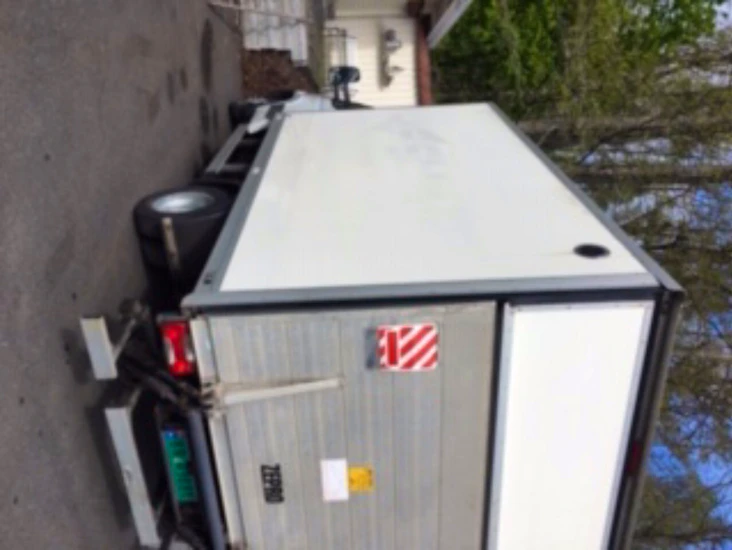 Lastebil til leie med sjåfør