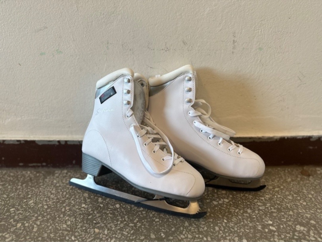 Kunstskøyter / danseskøyter 40-42 