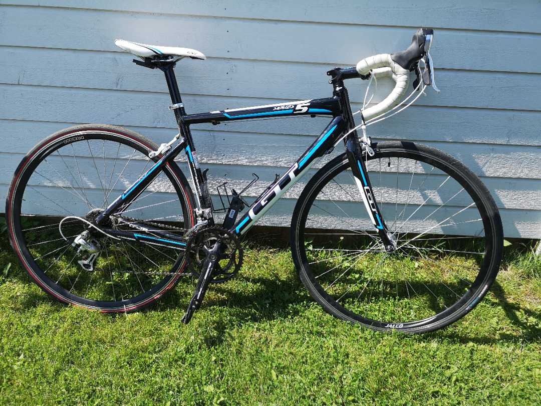 Gt series 5 landeveissykkel 