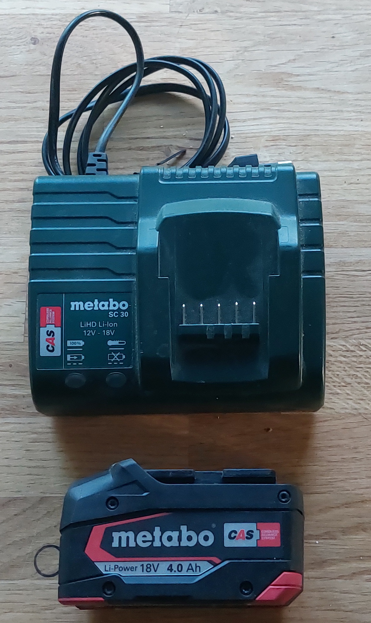 Batteriladdare metabo sc30 för metabo-verktyg.
