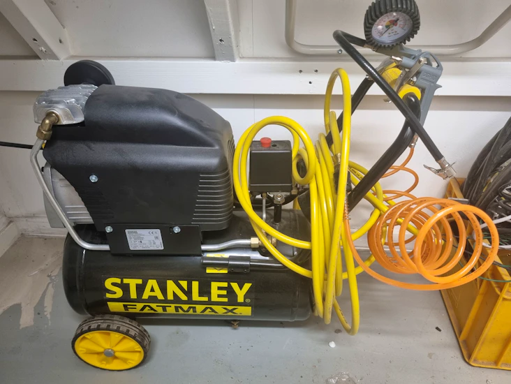 Stanley kompressor 10bar 2,5hk