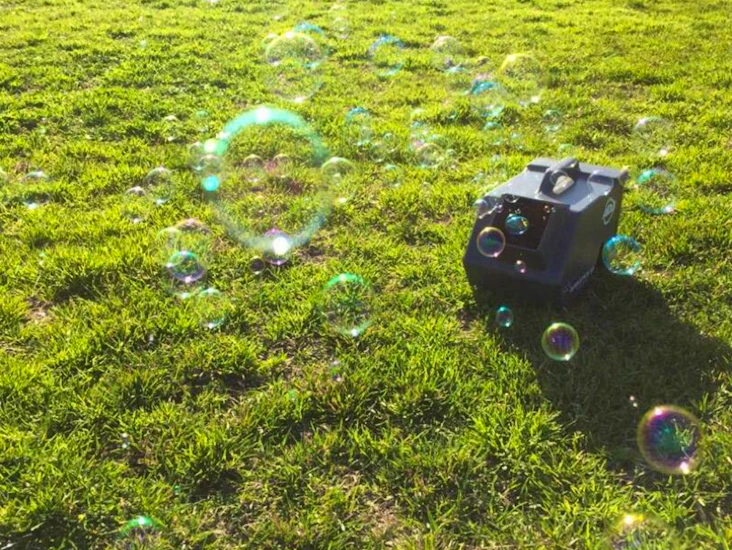 Batteridriven bubbelmaskin